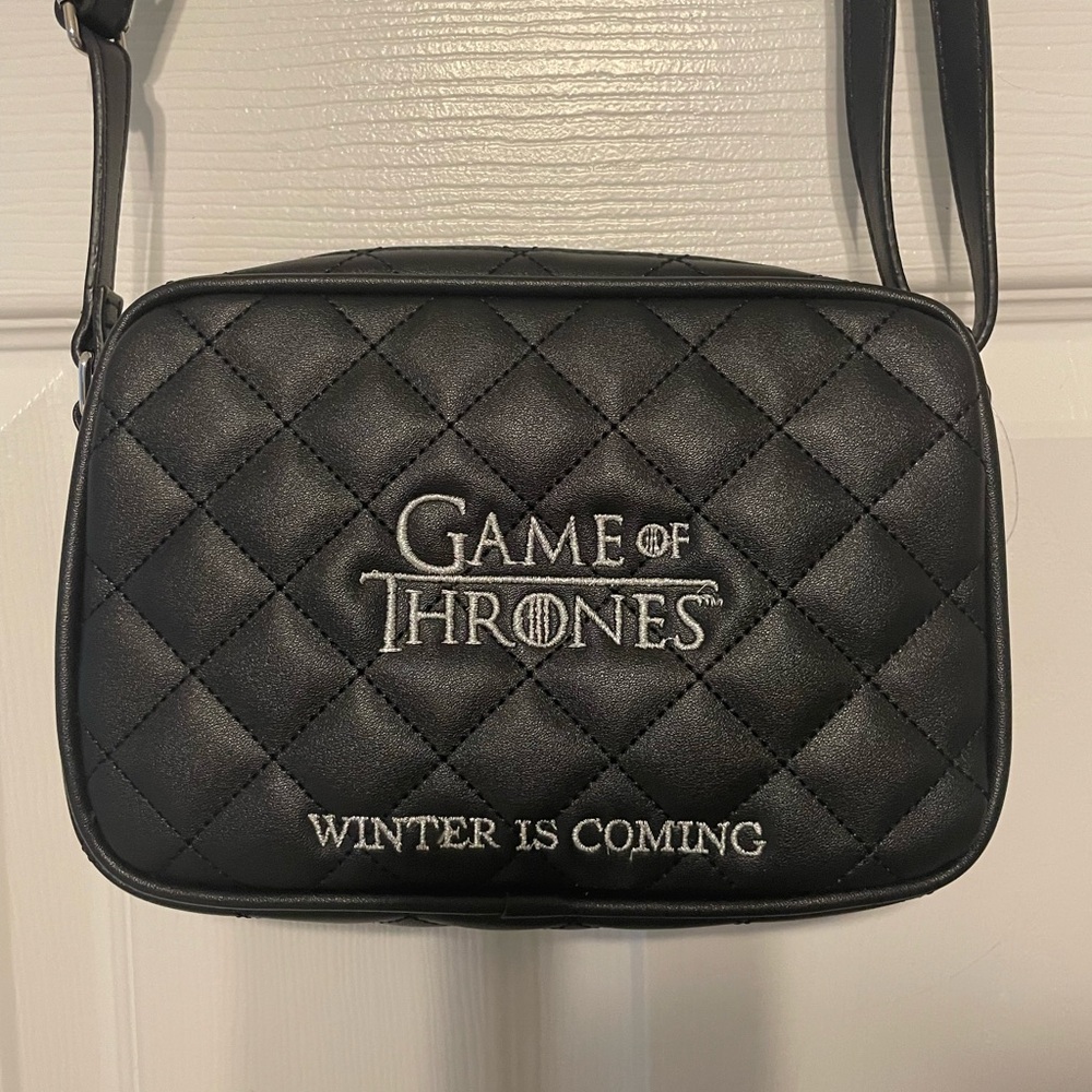 New Game of Thrones Quilted Black Crossbody Bag Silver Dire Wolf Stark Emblem